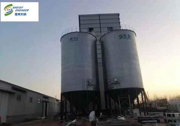 内蒙古包头饲料厂2台500T全钢锥底金年会金字招牌信誉至上首页:钢板仓正在安装